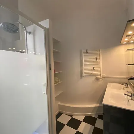 Apartment Casa Family, De Standing De 100m2, Proximite Du Centre-ville, Port Et Gare Tgv *